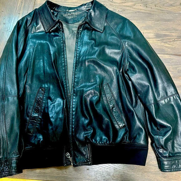 Euro size - 56 - Men's Leather Bomber Jacket - Perfect external appearance